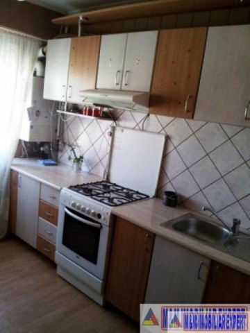 martie-2026-apartament-2-camere-confort-1-et-2-visoi-campulung-muscel-arges-4