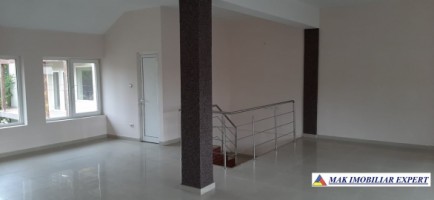 ocupat-aug2025-spatiu-comercial-150-mp-campulung-2