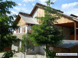 vand-vila-6-camere-cu-teren-de-2000-mp-livezeni-stalpeni-arges-ideala-pentru-resedinta-de-familie-sau-casa-de-vacanta
