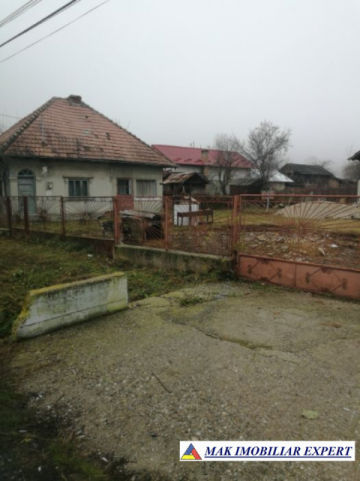 casa-de-vanzare-arges-casa-3-camere-cu-teren-de-2100-mp-in-baiculesti