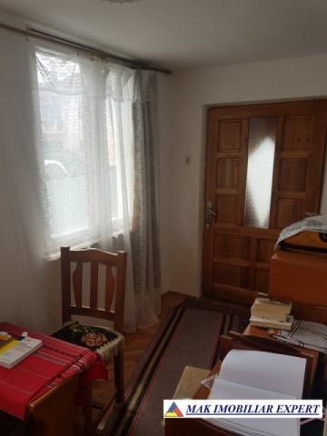 casa-3-camere-teren-214-mp-campulung-5