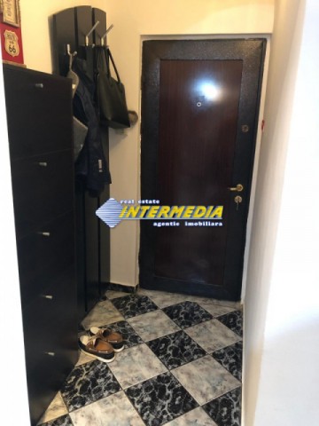 apartament-3-camere-decomandat-finisat-ultramodern-in-cetate-langa-bulevard-8