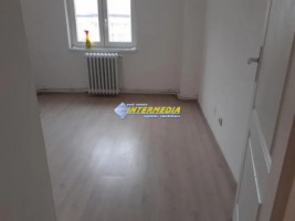 4-camere-decomandat-in-cartierul-cetate-finisat-complet