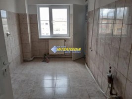 4-camere-decomandat-in-cartierul-cetate-finisat-complet-2