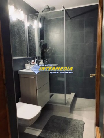3-camere-decomandat-in-cartierul-cetate-de-vanzare-5