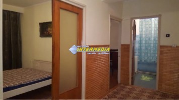 de-inchiriat-apartament-3-camere-zona-centru-2