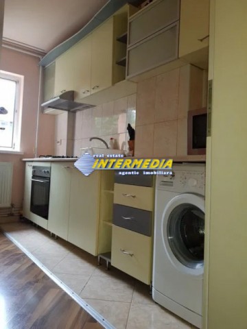 de-inchiriat-apartament-3-camere-in-alba-iulia-zona-cetate-3
