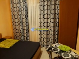 2camere-de-vanzare-in-cetate-zona-bulevard-mobilat-3