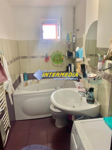 apartament-2-camere-de-vanzare-cetate-zona-closca-finisat-complet-5