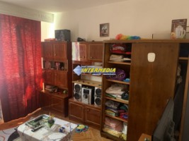 2-camere-de-vanzare-etaj-intermediar-cartierul-cetate-bulevard-3