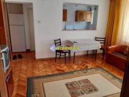 apartament-3-camere-de-inchiriat-in-alba-iulia-zona-cetate