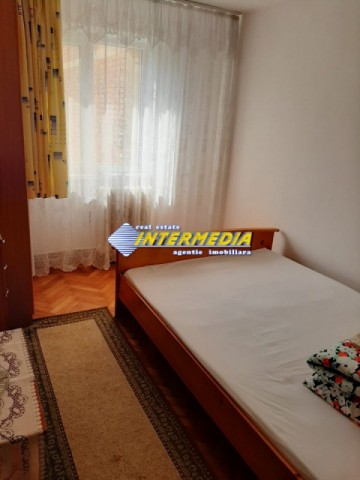 apartament-3-camere-de-inchiriat-in-alba-iulia-zona-cetate-3