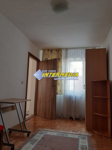apartament-3-camere-de-inchiriat-in-alba-iulia-zona-cetate-6