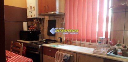casa-de-vanzare-zona-centru-alba-iulia-470-mp-teren-la-asfalt-21