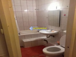 garsoniera-decomandata-de-vanzare-in-cetate-zona-bulevard-alba-iulia-4
