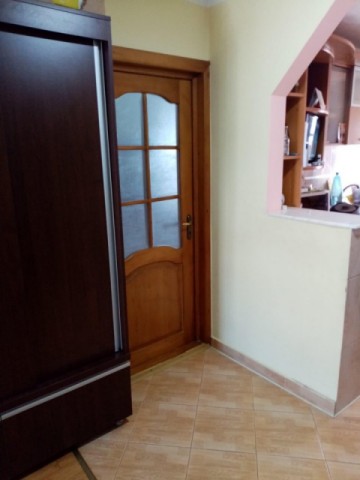 apartament-4-camere-2-bai-et2-renovatmobilat-zona-imparat-traian-62000-euro-neg-2