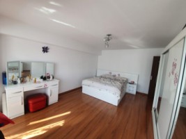 apartament-4-camere-2-bai-dec-zona-piata-mare-95000-euro-neg-1