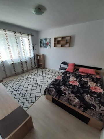 apartament-2-cameredecomandatzona-bld-mihai-eminescu-pret-250-euro-0