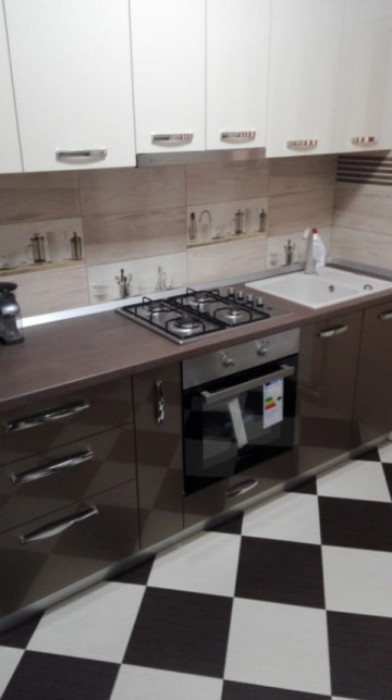 apartament-2-camere-zona-primaverii-semidecomandat-pret-250-euroluna-5