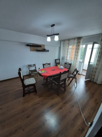 apartament-1-camera-zona-primaverii-decomandat-pret-35000-euro-neg-0