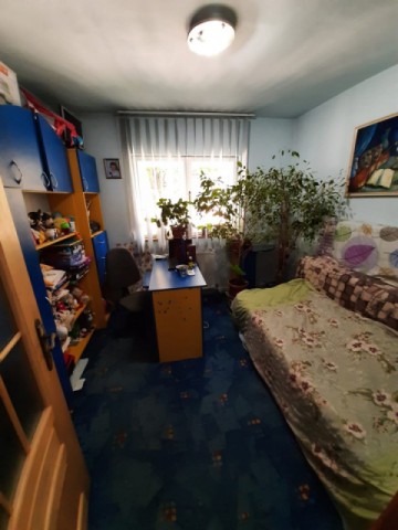 apartament-4-camere-decomandat-zona-capat-1-64000-euro-neg-2