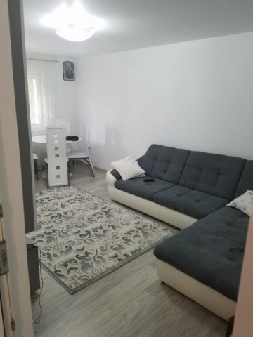 apartament-2-camere-zona-bucovina-decomandat-pret-50900-euro-neg-1