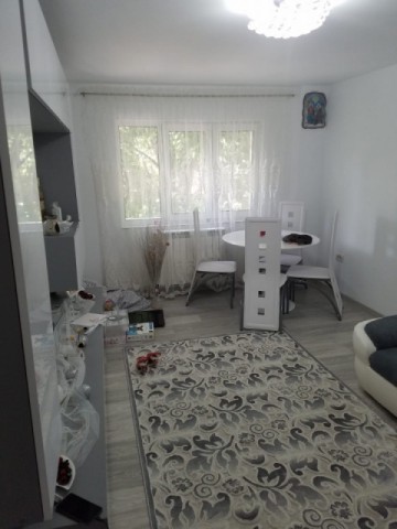 apartament-2-camere-zona-bucovina-decomandat-pret-50900-euro-neg-0