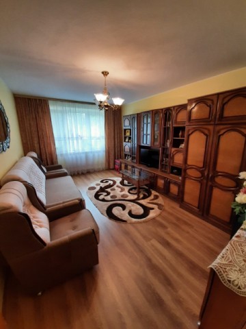 apartament-3-camere-deczona-bd-mihai-eminescuserviciu-pasapoarte-suprafata-65-mp-pret-70000-euro-neg