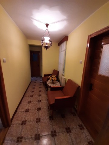 apartament-3-camere-deczona-bd-mihai-eminescuserviciu-pasapoarte-suprafata-65-mp-pret-70000-euro-neg-2