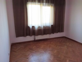 apartament-trei-camere-zona-centrul-civic-5