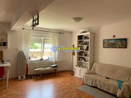 apartament-3-camere-decomandate-in-bloc-nou-cetate-zona-stadion-liber-3