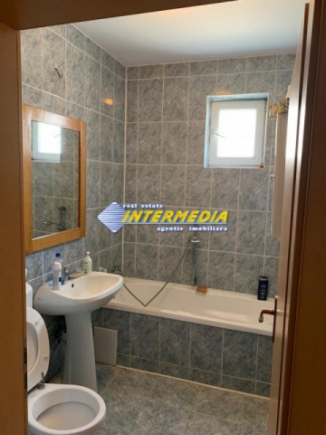 apartament-3-camere-decomandate-in-bloc-nou-cetate-zona-stadion-liber-5