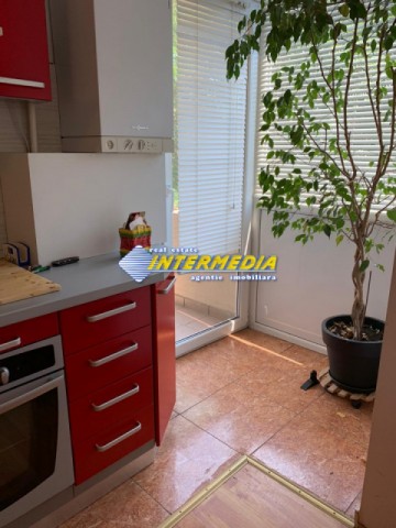 apartament-3-camere-decomandate-in-bloc-nou-cetate-zona-stadion-liber-11