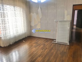 apartament-3-camere-de-vanzare-cetate-finisat-6