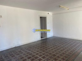 spatiu-comercial-de-inchiriat-in-cetate-3