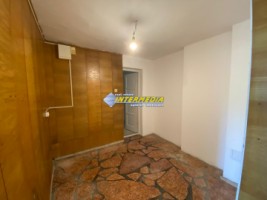 spatiu-comercial-de-inchiriat-in-cetate-7