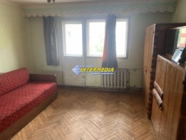 apartament-cu-2-camere-de-vanzare-in-cetate-1