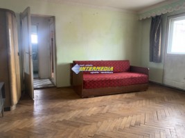 apartament-cu-2-camere-de-vanzare-in-cetate-13
