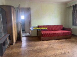 apartament-cu-2-camere-de-vanzare-in-cetate-14