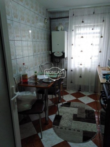 apartament-3-camere-recent-renovat-zona-biserica-duminica-mare-2