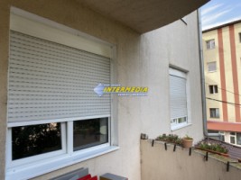 apartament-3-camere-decomandate-in-bloc-nou-cetate-zona-stadion-liber-15