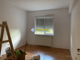 apartament-3-camere-decomandate-in-bloc-nou-cetate-zona-stadion-liber-19