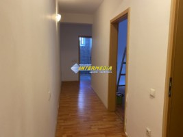apartament-3-camere-decomandate-in-bloc-nou-cetate-zona-stadion-liber-18