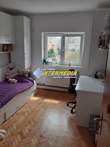 apartament-3-camere-decomandate-finisat-2-bai-balcon-si-loc-parcare-5