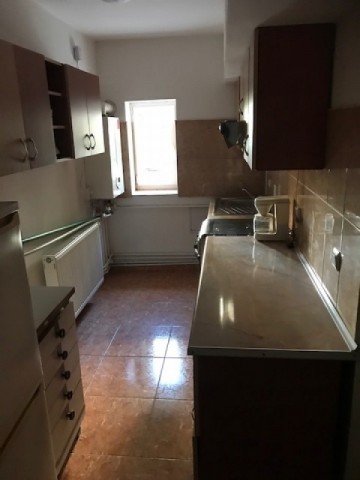 apartament-cu-garaj-pe-3-nivele-zona-tolstoi-alba-iulia-10