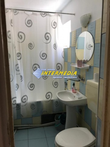 apartament-2-camere-de-inchiriat-cetate-4