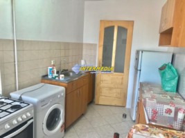 apartament-4-camere-de-inchiriat-centru-mobilat-si-utilat-8