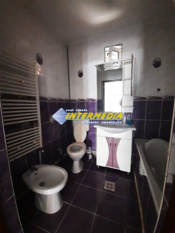 casa-3-camere-finisata-complet-cu-teren-3024-mp-de-vanzare-15