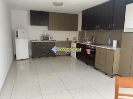 casa-de-vanzare-in-alba-iulia-finisata-complet-1000-mp-teren-garaj-3