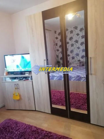 vand-apartament-2-camere-cetate-etaj-2-4